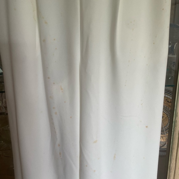 NWT Calvin Klein jumpsuit. Never worn, BUT IS COVERED IN STAINS - Picture 5 of 8